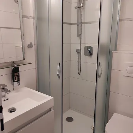 فندق U Studanky 3*