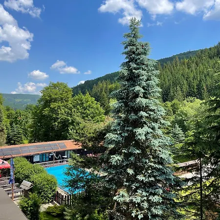 Hotel Rodinný U Studánky